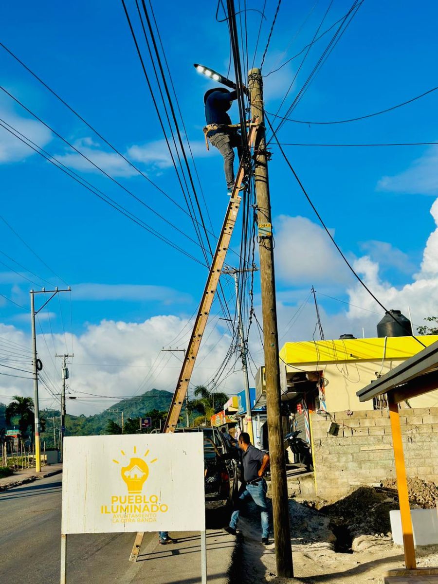 Alcalde de La Otra Banda, Alexander “El Hijo del Pueblo” Operativo Pueblo Iluminado.